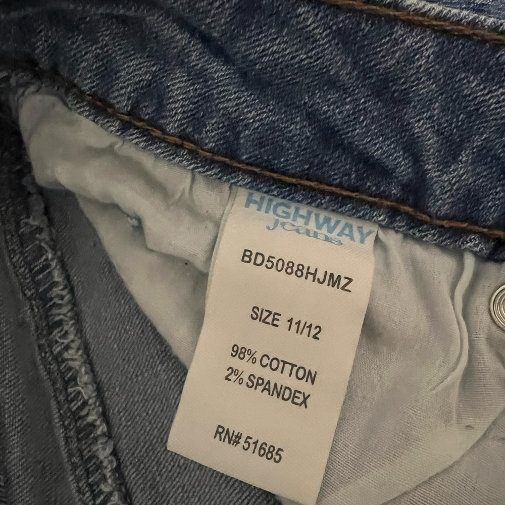 HIGHWAY Jean Distressed Frayed Faded Cutoff Shorts - Picture 4 of 4